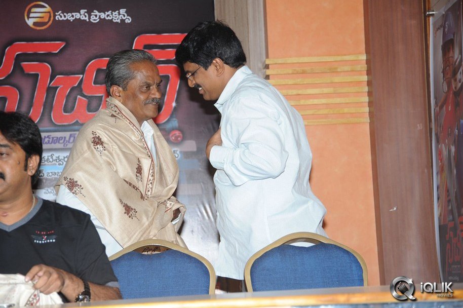 Sachin-Tendulkar-Kadu-Movie-Press-Meet